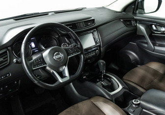 Подержанный автомобиль Nissan Qashqai 2021 года (11 фото)