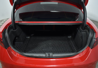 Подержанный автомобиль Alfa Romeo Giulia 2020 года (21 фото)