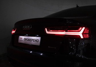 Подержанный автомобиль Audi A6 Sedan 2017 года (31 фото)