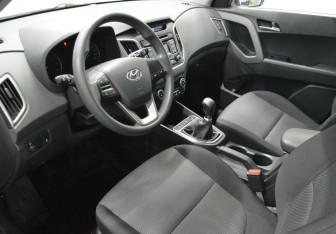 Подержанный автомобиль Hyundai Creta 2016 года (10 фото)