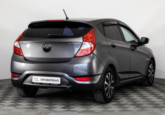 Подержанный автомобиль Hyundai Solaris Hatchback 2012 года (5 фото)