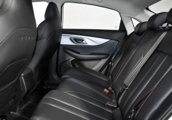 Подержанный автомобиль BAIC U5 Plus 2023 года (12 фото)