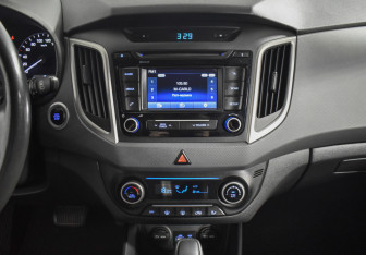 Подержанный автомобиль Hyundai Creta 2017 года (15 фото)