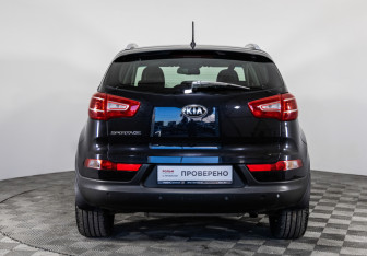Подержанный автомобиль Kia Sportage 2013 года (6 фото)