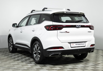 Подержанный автомобиль Chery Tiggo 7 Pro 2023 года (7 фото)