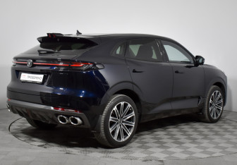 Подержанный автомобиль Changan UNI-K 2022 года (5 фото)