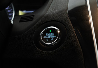 Подержанный автомобиль Ford Explorer 2018 года (20 фото)