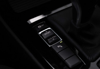 Подержанный автомобиль BMW X2 2019 года (18 фото)