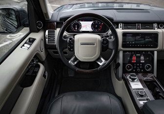 Подержанный автомобиль Land Rover Range Rover 2019 года (13 фото)