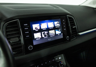 Подержанный автомобиль Skoda Karoq 2020 года (16 фото)