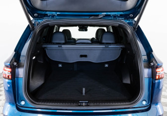 Подержанный автомобиль Geely Monjaro 2021 года (35 фото)