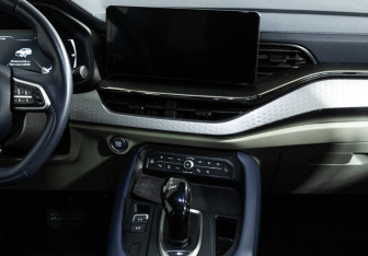 Подержанный автомобиль Haval F7 2022 года (14 фото)