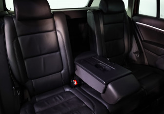 Подержанный автомобиль Volkswagen Tiguan 2013 года (22 фото)