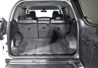 Подержанный автомобиль Toyota Land Cruiser Prado 2016 года (19 фото)