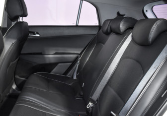 Подержанный автомобиль Hyundai Creta 2016 года (12 фото)