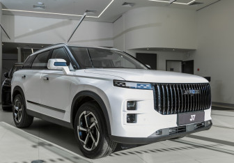 Новый Jaecoo J7 2025 (3 фото)