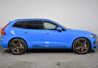 Подержанный автомобиль Volvo XC60 2021 года (4 фото)