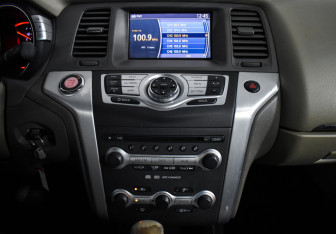 Подержанный автомобиль Nissan Murano Suv 2011 года (13 фото)