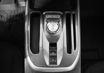 Подержанный автомобиль Haval Jolion 2024 года (11 фото)