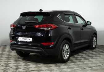 Подержанный автомобиль Hyundai Tucson 2017 года (5 фото)