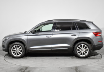 Подержанный автомобиль Skoda Kodiaq 2018 года (8 фото)
