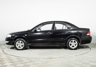 Подержанный автомобиль Nissan Almera Classic 2006 года (8 фото)