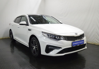 Подержанный автомобиль Kia Optima Sedan 2018 года (3 фото)