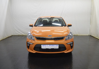 Подержанный автомобиль Kia Rio Sedan 2017 года (2 фото)