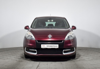 Подержанный автомобиль Renault Scenic 2013 года (2 фото)
