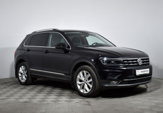 Подержанный автомобиль Volkswagen Tiguan 2018 года (3 фото)