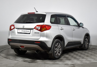Подержанный автомобиль Suzuki Vitara 2018 года (5 фото)
