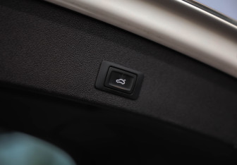 Подержанный автомобиль Audi Q5 2015 года (36 фото)