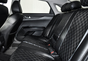 Подержанный автомобиль Kia K5 2020 года (12 фото)