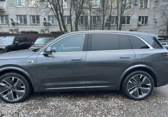 Новый LiXiang L7 2025 (5 фото)