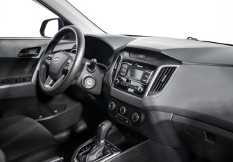 Подержанный автомобиль Hyundai Creta 2019 года (13 фото)