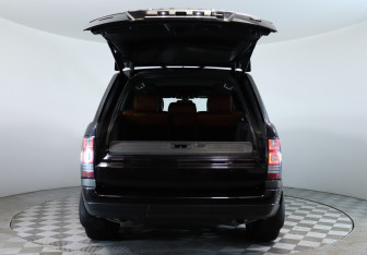 Подержанный автомобиль Land Rover Range Rover 2013 года (7 фото)
