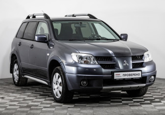 Подержанный автомобиль Mitsubishi Outlander 2007 года (3 фото)