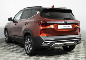 Подержанный автомобиль Kia Seltos 2020 года (7 фото)