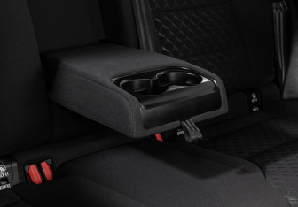 Подержанный автомобиль Haval F7 2024 года (25 фото)