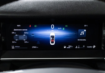 Подержанный автомобиль Geely Preface 2024 года (12 фото)