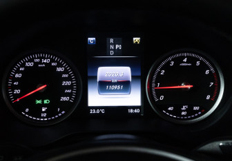 Подержанный автомобиль Mercedes-Benz GLC Coupe 2017 года (12 фото)