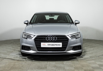 Подержанный автомобиль Audi A3 Sedan 2019 года (2 фото)