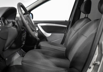 Подержанный автомобиль LADA (ВАЗ) Largus Wagon 2013 года (11 фото)