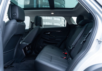 Новый Land Rover Range Rover Evoque 2025 (10 фото)