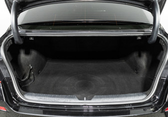 Подержанный автомобиль Kia Optima Sedan 2019 года (27 фото)