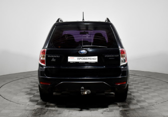 Подержанный автомобиль Subaru Forester Suv 2008 года (6 фото)