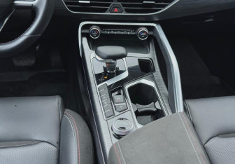 Подержанный автомобиль Knewstar 001 2024 года (15 фото)