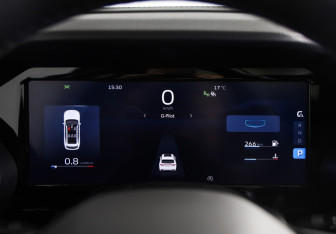 Подержанный автомобиль Geely Monjaro 2024 года (36 фото)