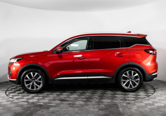 Подержанный автомобиль Chery Tiggo 7 Pro 2022 года (8 фото)