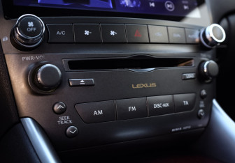 Подержанный автомобиль Lexus IS Sedan 2008 года (18 фото)